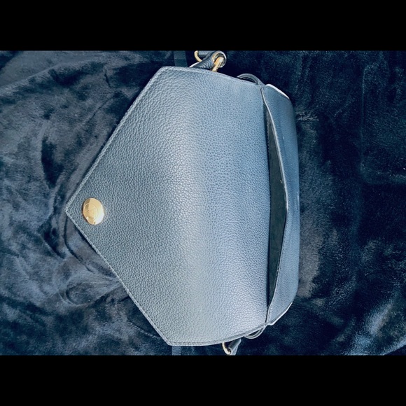 ❌SOLD❌ Authentic Louis Vuitton Double V Noir - Picture 3 of 9